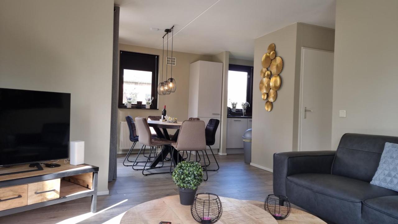 Vakantiewoning Maas en Waal 100 Ewijk Buitenkant foto